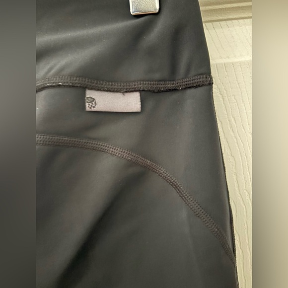 Mountain Hardwear black cropped pants capri size women’s xs - Picture 4 of 13